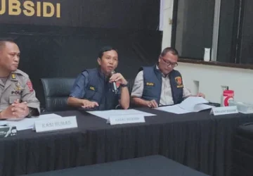 Polisi Bakar 4 Tersangka Penyalahgunaan BBM di Medan
