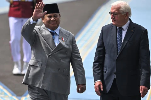 Prabowo Ajak Investasi Kendaraan Listrik, China Perketat Aturan EV
