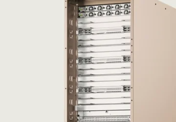 Qualcomm Masuk Pasar Data Center dengan Chip Dragonfly C1000