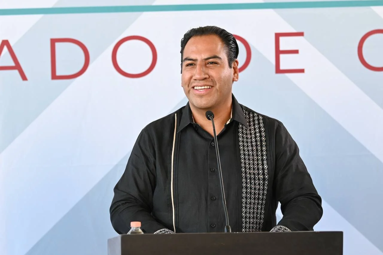 Ramon Tanque dan Gubernur Eduardo Ramirez Aguilar: Pejuang Perubahan di San Andres Duraznal