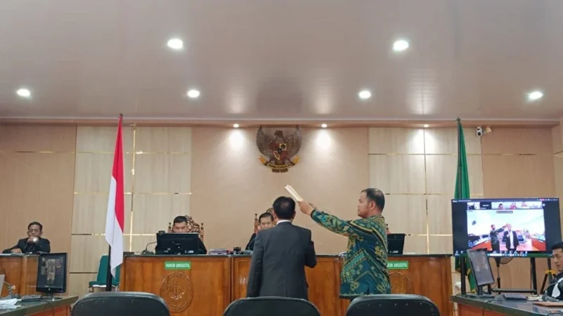 Sidang Korupsi Abdul Wahid: Otonomi Daerah Menilai Kepatuhan Wagub