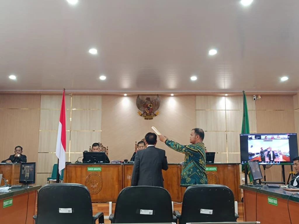 Sidang Korupsi Abdul Wahid: Otonomi Daerah Menilai Kepatuhan Wagub