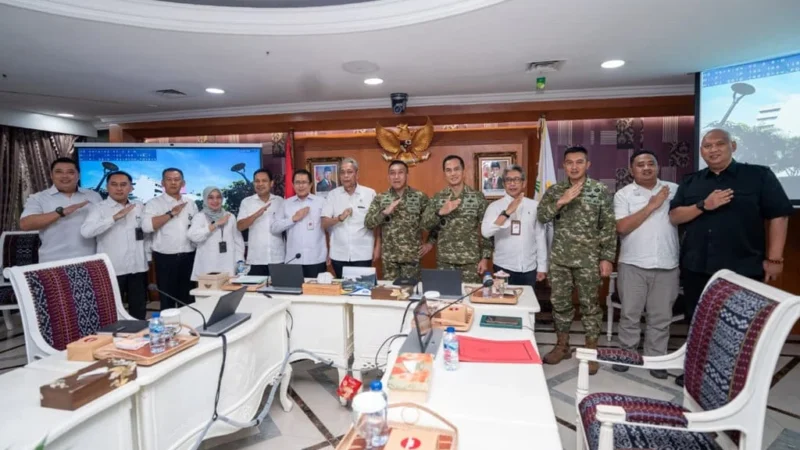 Taruna Akmil Melaksanakan Program Pembinaan Karakter di Sekolah Rakyat