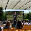 Tim Cook Menerima Tepuk Tangan Pada Penampilan Terakhirnya di WWDC 2026