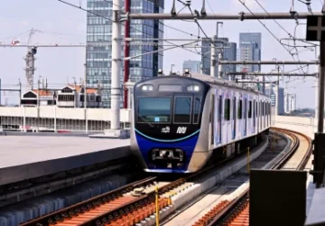 TransJakarta dan MRT Jakarta Beroperasi Lebih Awal untuk Jakarta International Marathon 2026