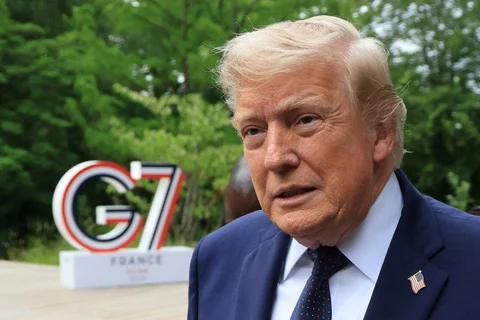 Trump Ancam Mengenakan Tarif Impor 100 Persen untuk Eropa