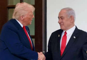 Trump Mengatakan Netanyahu Gila, Percakapan Telepon Penuh Kata-Kata Kasar