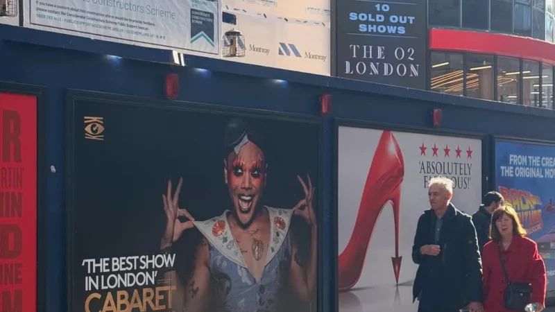 Bintang Besar Hadir di London untuk Promosi Film ‘The Odyssey’