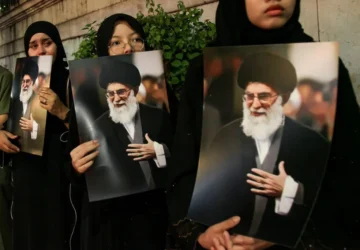Dino Patti Djalal Kritik Pemerintah RI Soal Utusan Pemakaman Ali Khamenei