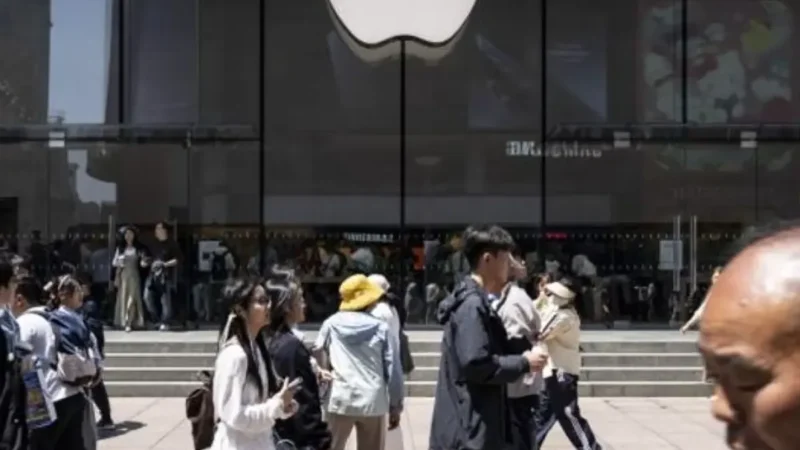 Peretas Bocorkan Dokumen Rahasia iPhone 18 Pro, Rantai Pasok Global Apple Terancam