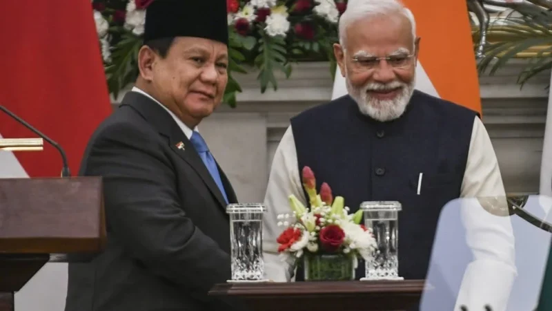 Prabowo Sambut Kedatangan PM India di Lanud Halim Perdana Kusuma: Meningkatkan Hubungan Antara Indonesia dan India