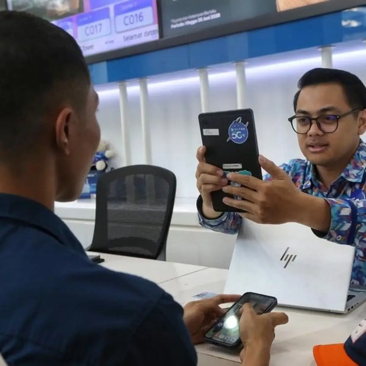 Registrasi Biometrik Kartu SIM: Transisi Teknologi Berjalan Lancar