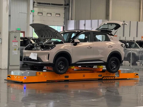 Wuling Meningkatkan Tingkat Komponen Dalam Negeri dengan Perakitan Baterai Lokal